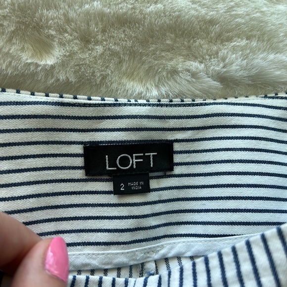 Loft striped embroidered shorts - Picture 4 of 5